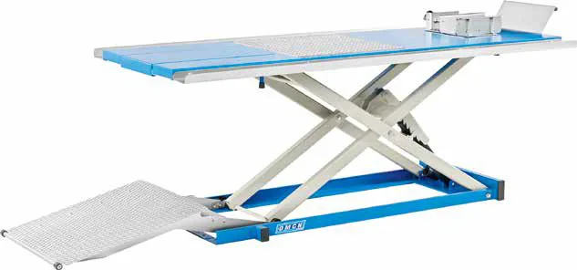Table élévatrice hydraulique pour moto